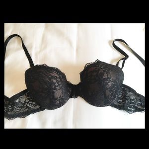 Dolce and Gabbana sexy lace bra EUC!